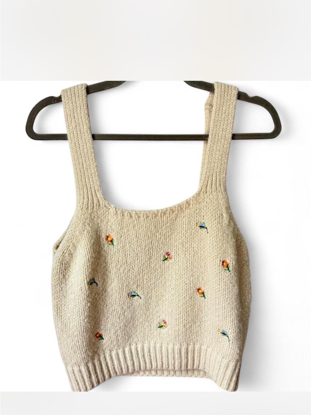 English Factory Embroidered Floral Cream Knit Tank Top L